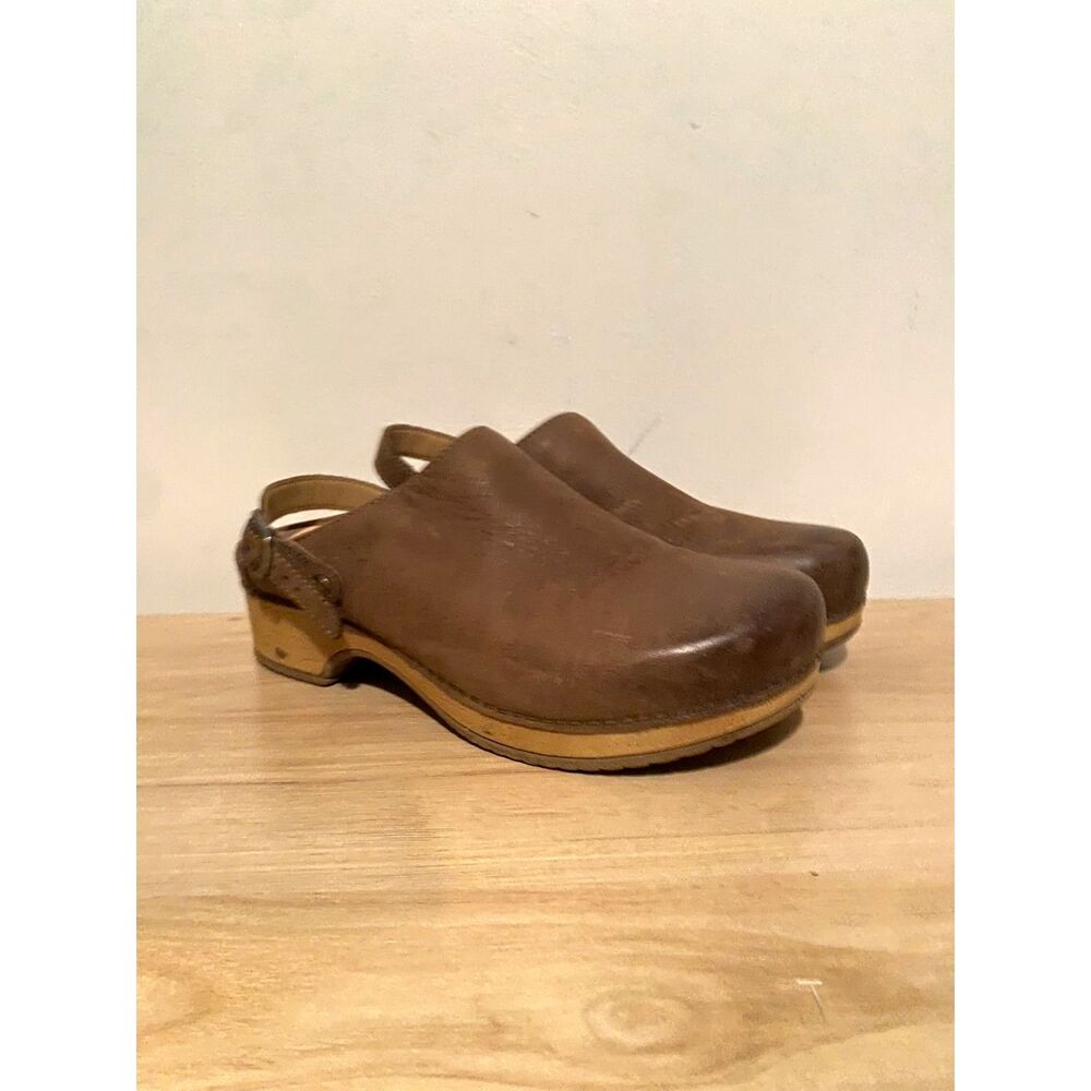 Dansko Berry Backless Clog Mushroom Burnished Nubuck Women’s 7.5 (38) - Picture 2 of 10